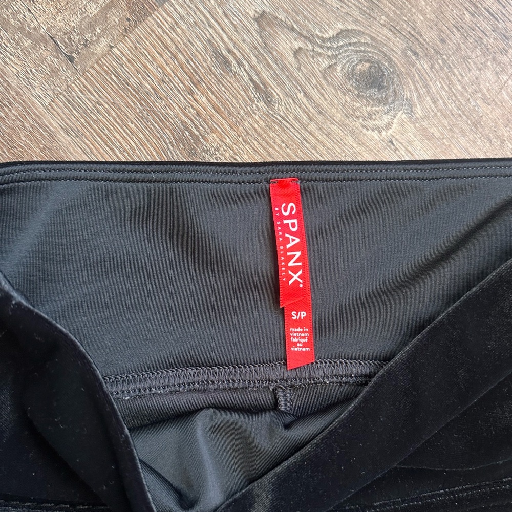 Spanx High-Waist Black Velvet/Velour Leggings - Picture 2 of 2